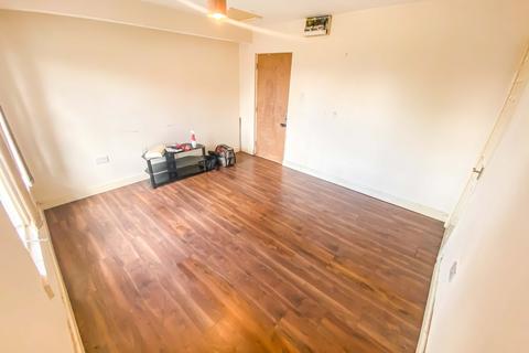 Studio to rent, Flat E,  Vauxhall Road, Stourbridge