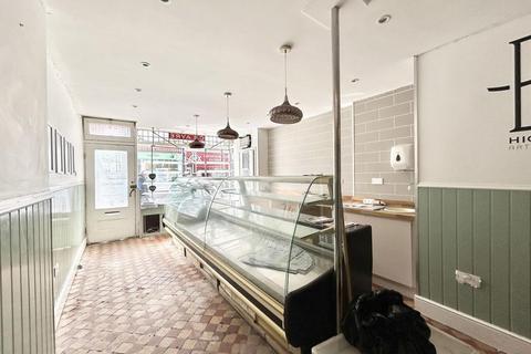 Retail property (high street) for sale, 25 Chapel St Bridlington YO15 2DP