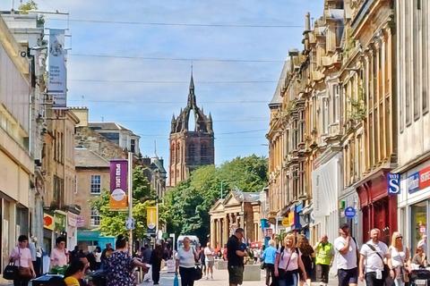 Pub to rent, 32-32D High St Paisley PA1 2BZ