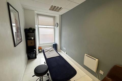 Office to rent, 21 Bath St Glasgow G2 1HW