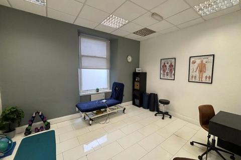 Office to rent, 21 Bath St Glasgow G2 1HW