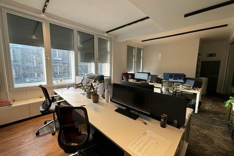 Office to rent, 137-145 Sauchiehall St Glasgow G2 3EW
