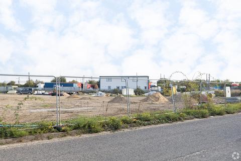 Industrial development to rent, Freshfields Rd Parkeston CO12 4EN