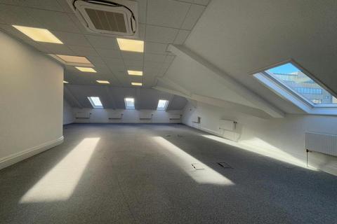 Office to rent, 152-154 West Regent St Glasgow G2 2RQ