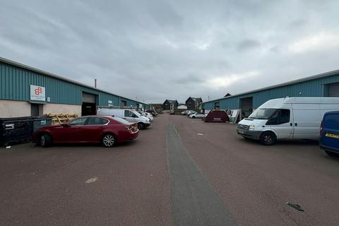 Industrial development to rent - 70 Strathclyde St Glasgow G40 4JR