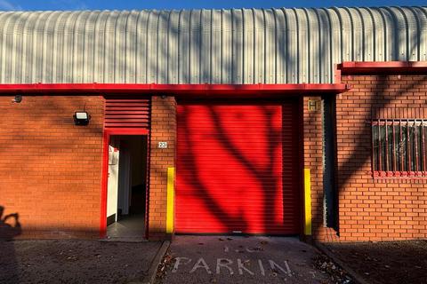Warehouse to rent, 3-39 Arrol Pl Glasgow G40 3NY
