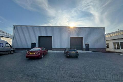 Showroom to rent, 439 Hillington Rd Glasgow G52 4BL
