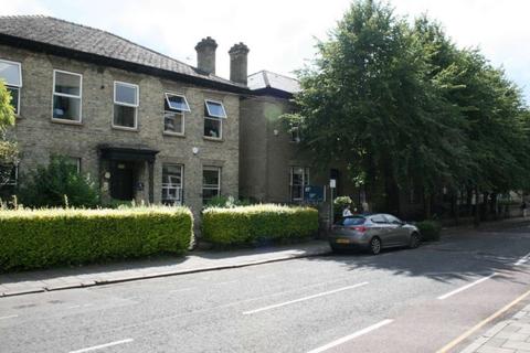 Mixed use to rent, 61-62 Bateman St Cambridge CB2 1LR