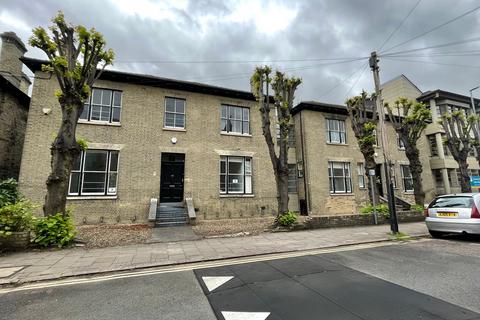 Mixed use to rent, 61-62 Bateman St Cambridge CB2 1LR