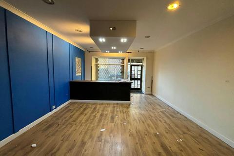 Retail property (high street) to rent, 24 Bank St Kilmarnock KA1 1HA