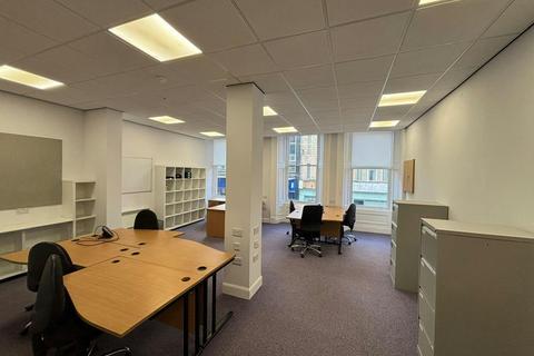 Office for sale, 199-213 Sauchiehall St Glasgow G2 3EX