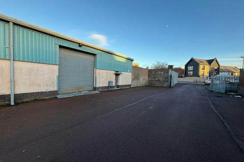 Industrial development to rent - 70 Strathclyde St Glasgow G40 4JR