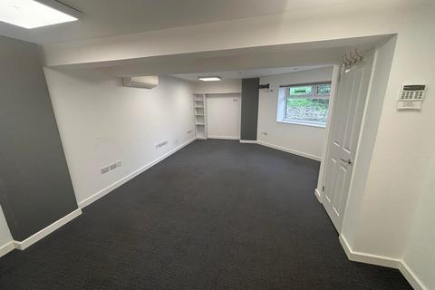 Retail property (high street) for sale, 16 Prigg Ln South Petherton TA13 5BX