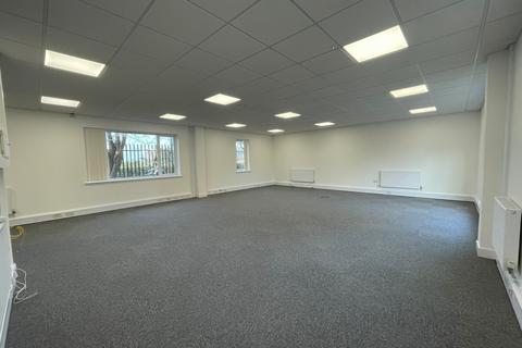 Office to rent, Clarence Rd Bristol BS15 1NT