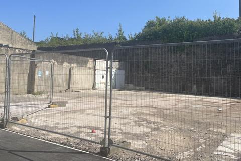 Land to rent, 22 Cheltenham St Bath BA2 3EX