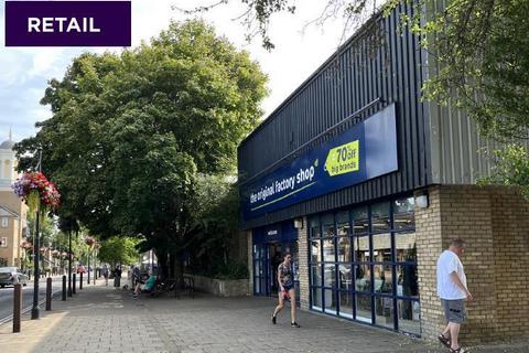 Retail property (high street) to rent, 15 Alvescot Rd Carterton OX18 3JL