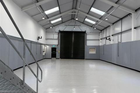 Warehouse to rent, Cambridge Rd Cambridge CB22 3DG