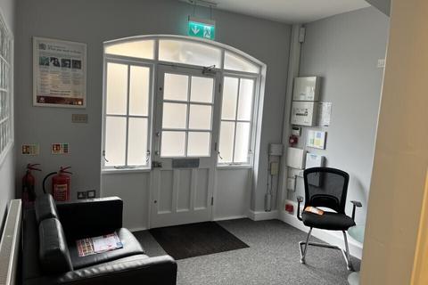 Office to rent, Upper Bristol Rd Bath BA1 3AU