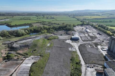 Land to rent, Trowbridge Rd Westbury BA13 4LX