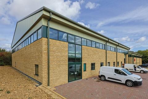 Industrial development to rent, 5 Glebe Ct Carterton OX18 3FX