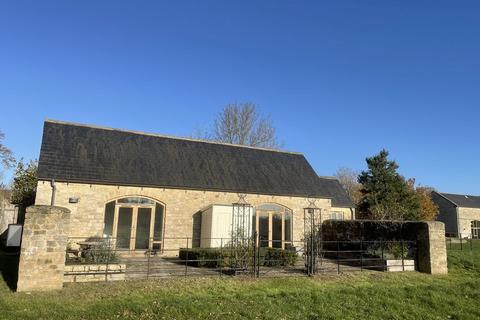 Office to rent, Kirtlington Park Kirtlington OX5 3JB