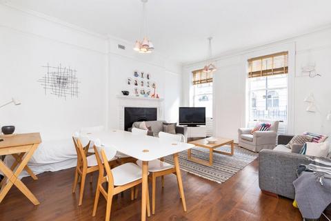 3 bedroom apartment to rent, WC1E