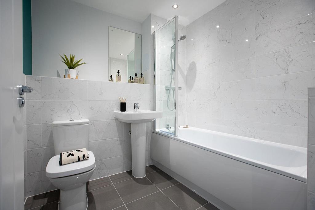 Energy efficient bathroom