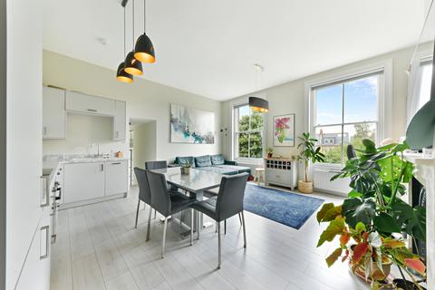 1 bedroom flat to rent, Nightingale Mansions, SW12