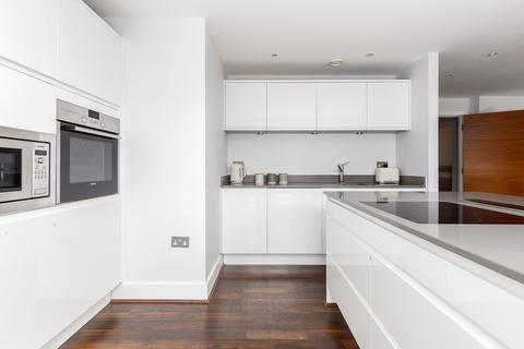 2 bedroom flat to rent, Lebanon Road