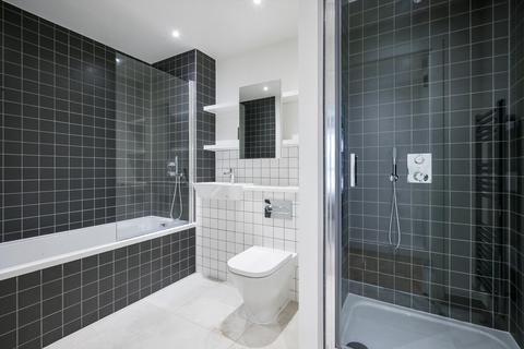 3 bedroom flat to rent, Quest House South, Escapade Place, London, E14.