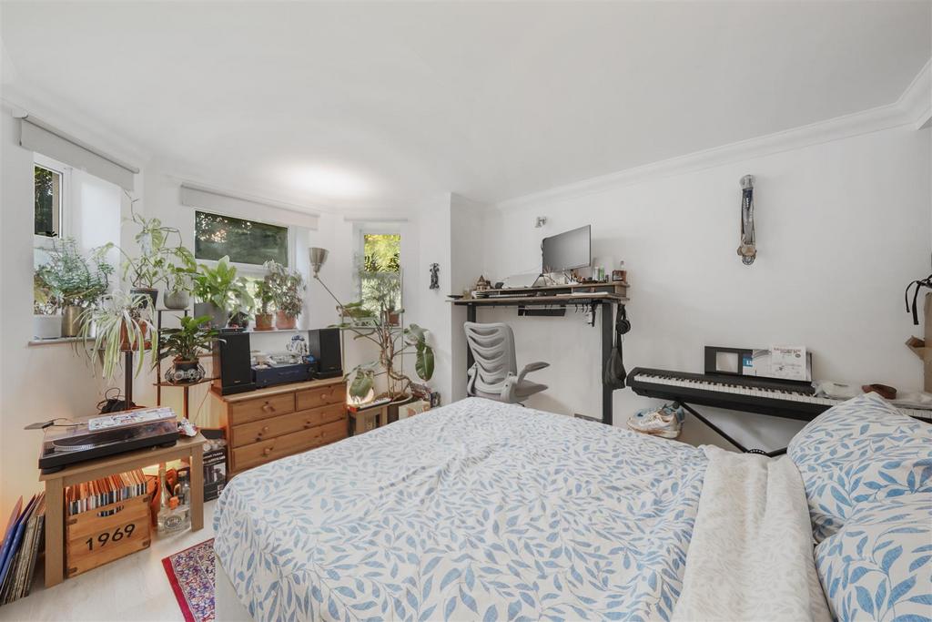 Flat 1 C, Fairhazel Mansions - Nxg5weze V4jp Ng POql DW