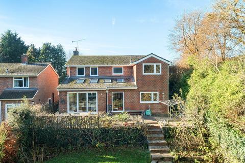 4 bedroom detached house for sale, Manor Crescent, Haslemere, GU27