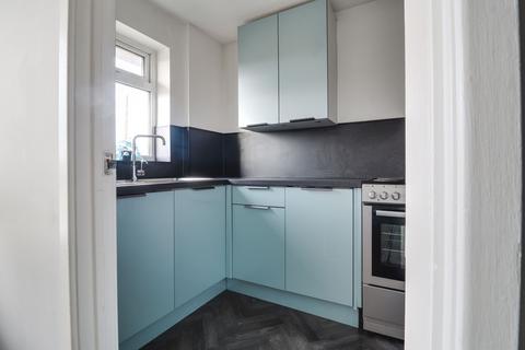 undefined, Alder Avenue, Wakefield, West Yorkshire, WF2
