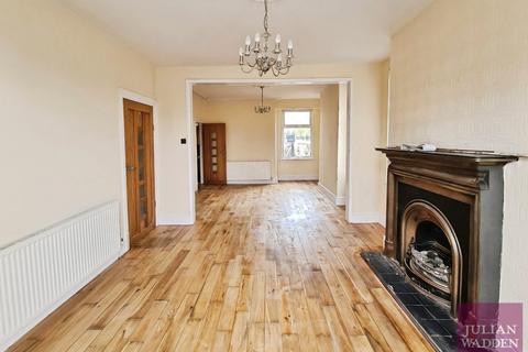 3 bedroom end of terrace house to rent, Capital Road, Openshaw, Greater Manchester, M11