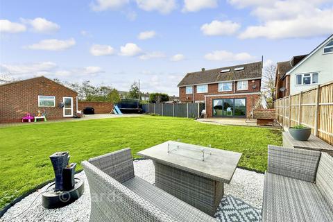 undefined, Chaffes Lane, Upchurch ME9