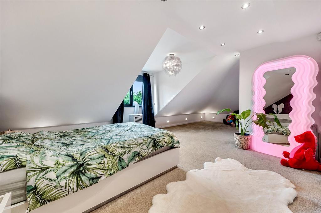 Principal Bedroom