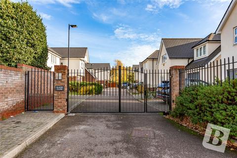 undefined, Glades Close, Romford, RM1