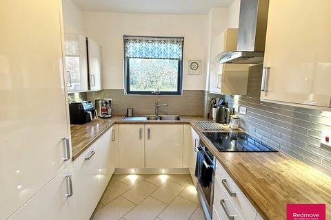 3 bedroom detached house to rent, Meadlands Mews, York, YO31