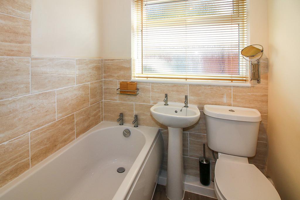 Family Bathroom/WC