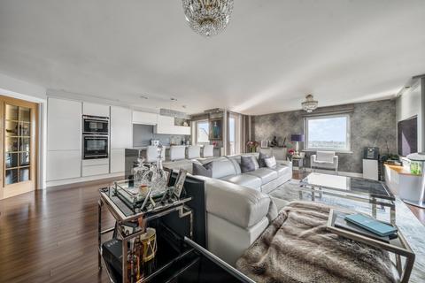 2 bedroom flat for sale, Gunwharf Quays, Hampshire PO1
