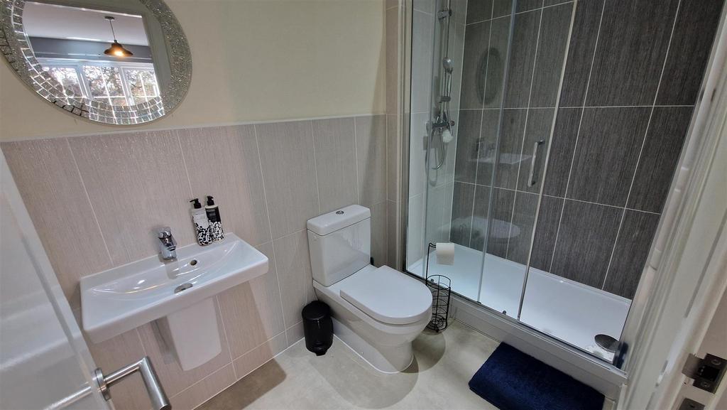 Second En-suite