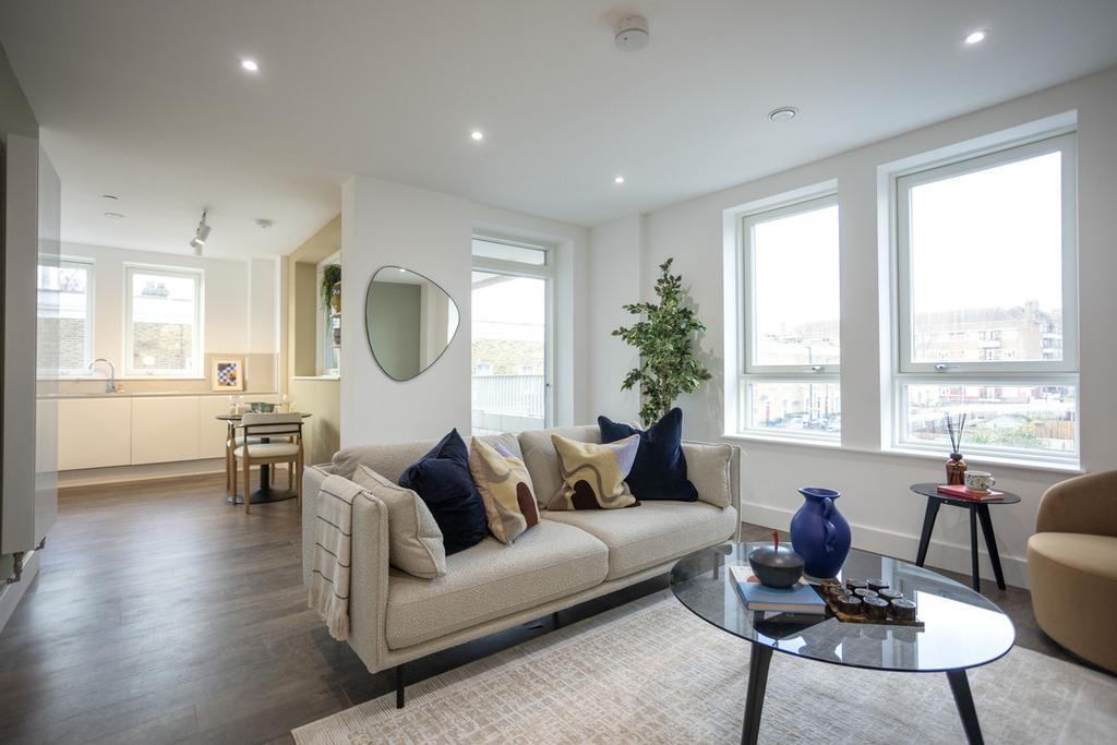 Show Apartment