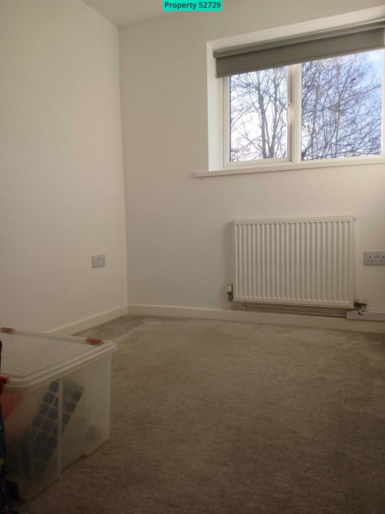 Bedroom 2 photo 2