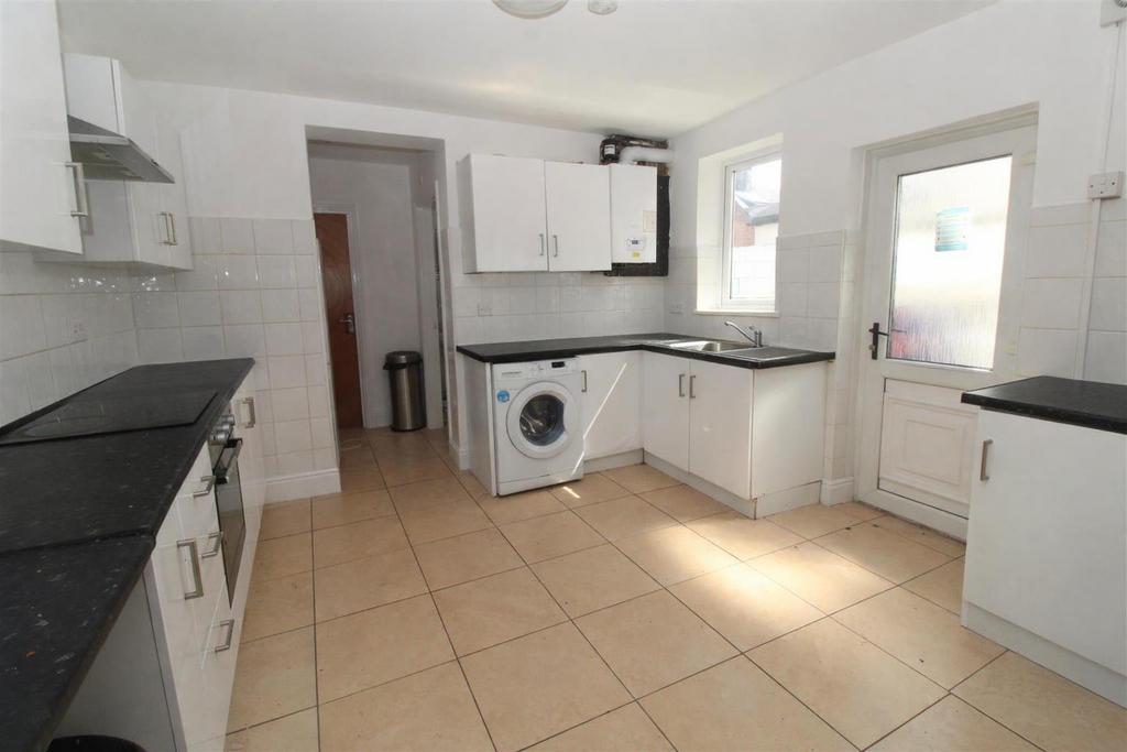 Uvs Jrl OCC0m0p8 R Xgv LVA.png