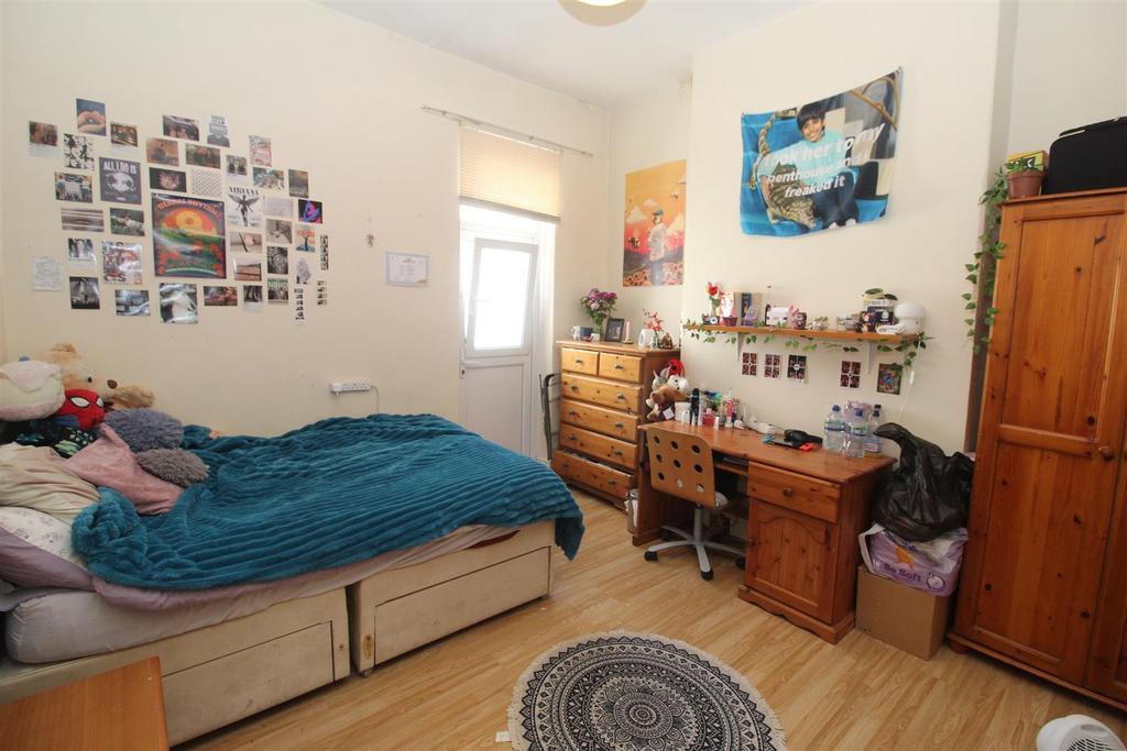 D FUHJUl2lkq Qr Gduv Jm HDQ.jpg