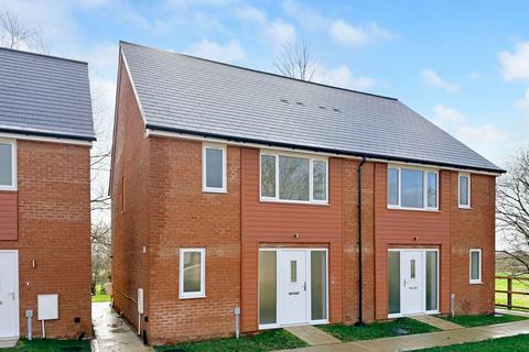 Swan Hill, Shrivenham, SN6