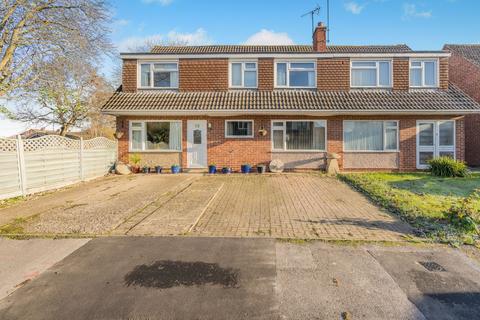 Wallace Close, Abingdon, OX14