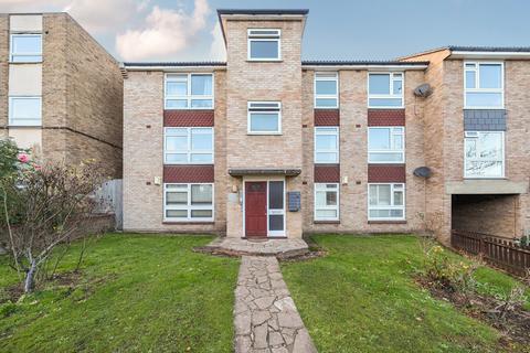 Sunderland Road, London