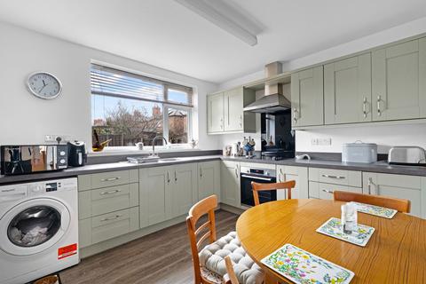 undefined, Moss Lane, Macclesfield SK11