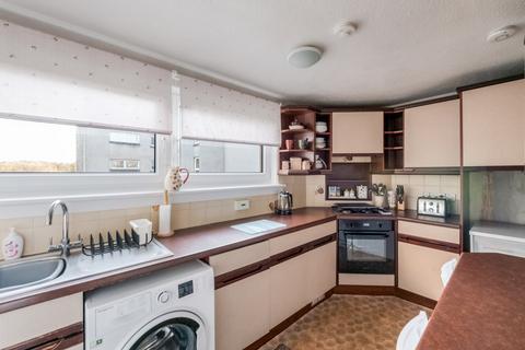 2 bedroom apartment for sale, Kingsknowe Court, Edinburgh EH14